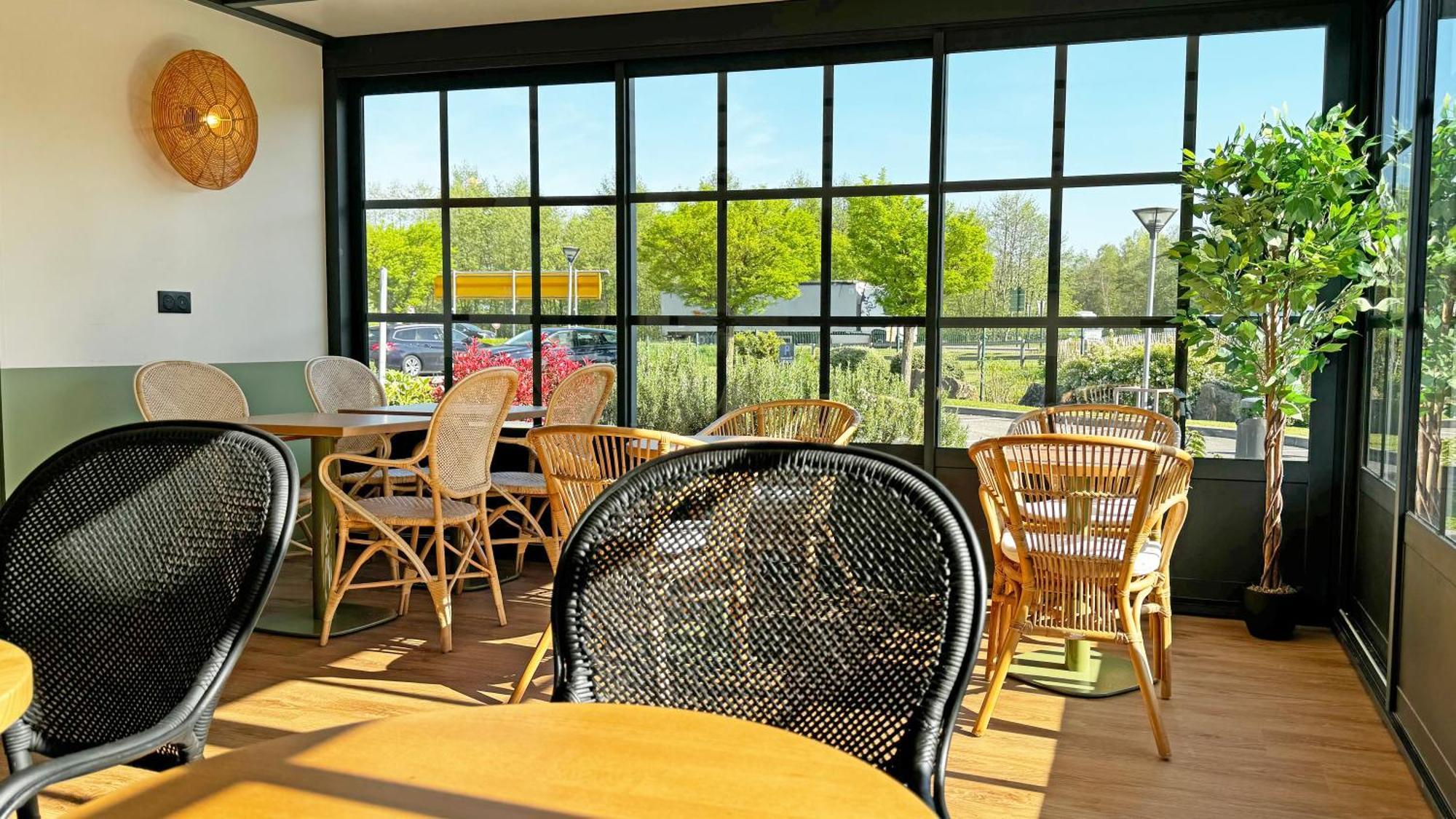 Best Western Bourgoin Jallieu Esterno foto