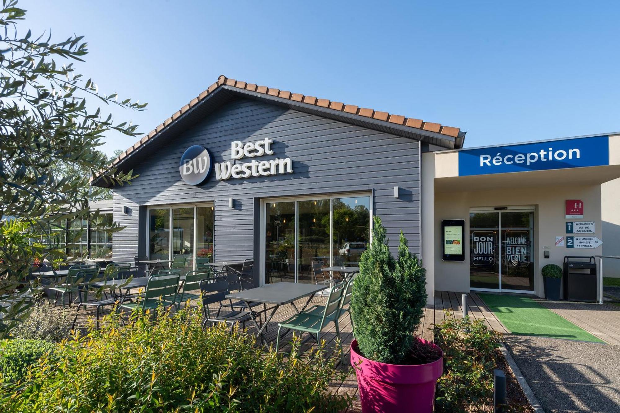 Best Western Bourgoin Jallieu Esterno foto