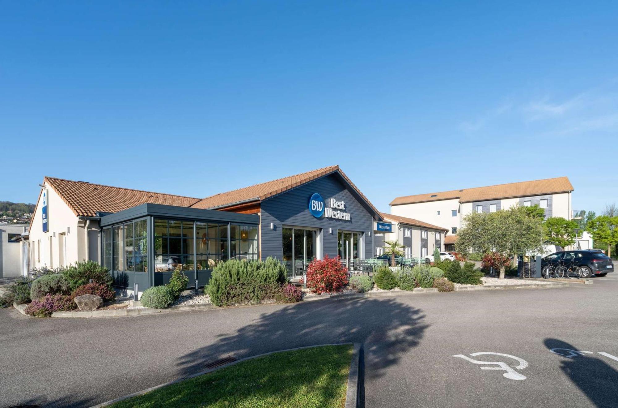 Best Western Bourgoin Jallieu Esterno foto